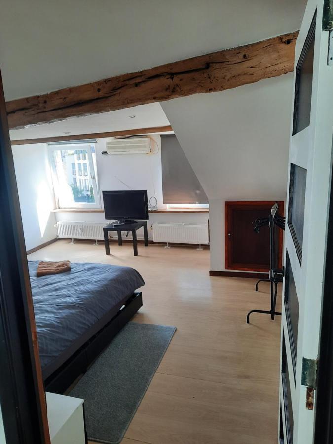 Le Duc De Bedford Bed & Breakfast Spa Bagian luar foto
