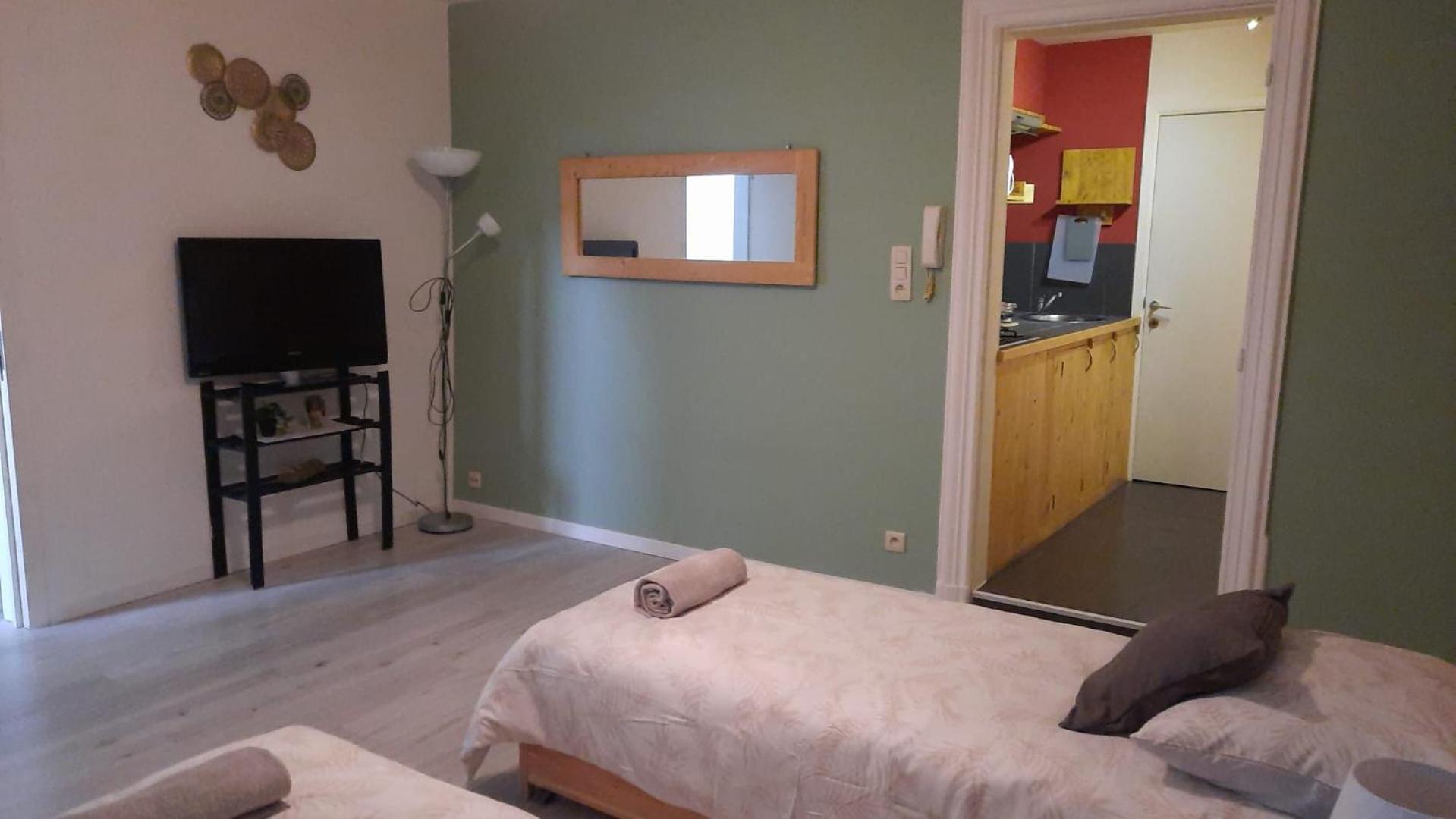 Le Duc De Bedford Bed & Breakfast Spa Bagian luar foto